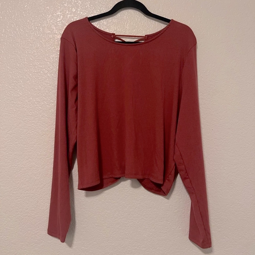 NWOT Fashion Nova Mikaela Caged
Back Top